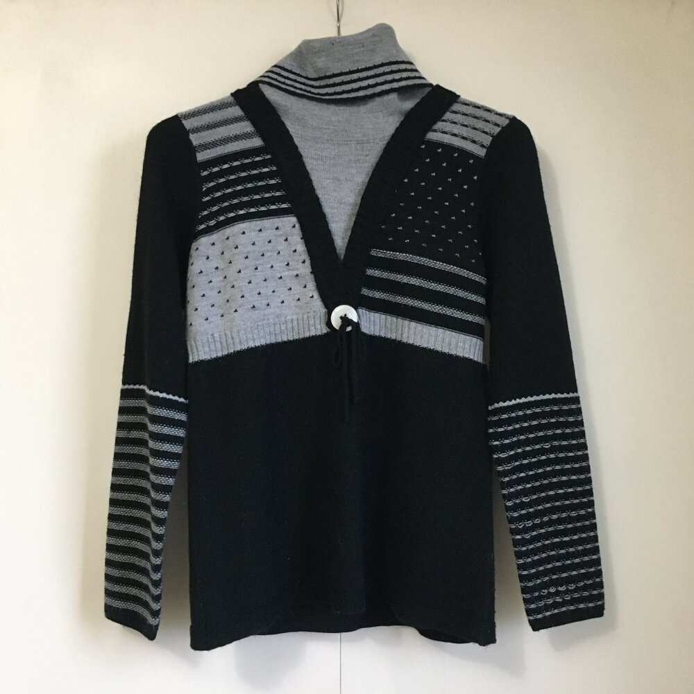 Artsy Alt Girl Striped Wool Turtleneck Sweater - Medium